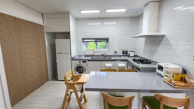 [Aewol, Jeju] A two-story independent guesthouse that can accommodate 4 people at most and up to 6 people. 32