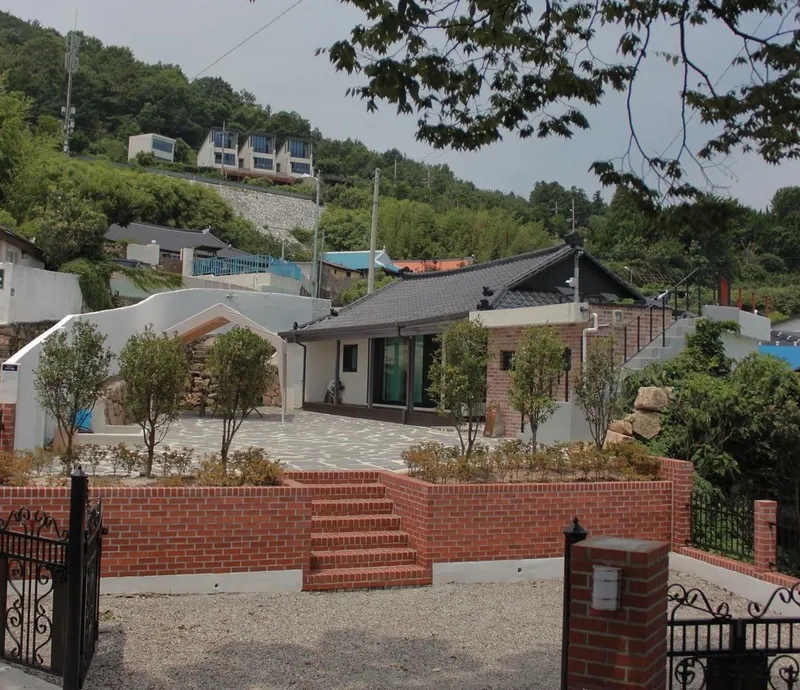 [전남 여수] 백야도에 있는 쓰리룸 농가독채 #루프탑오션뷰 #야외자쿠지 45
