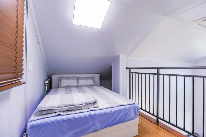 [Yeosu] Ocean view one-room duplex pension 201 where you can see the sunrise directly 5