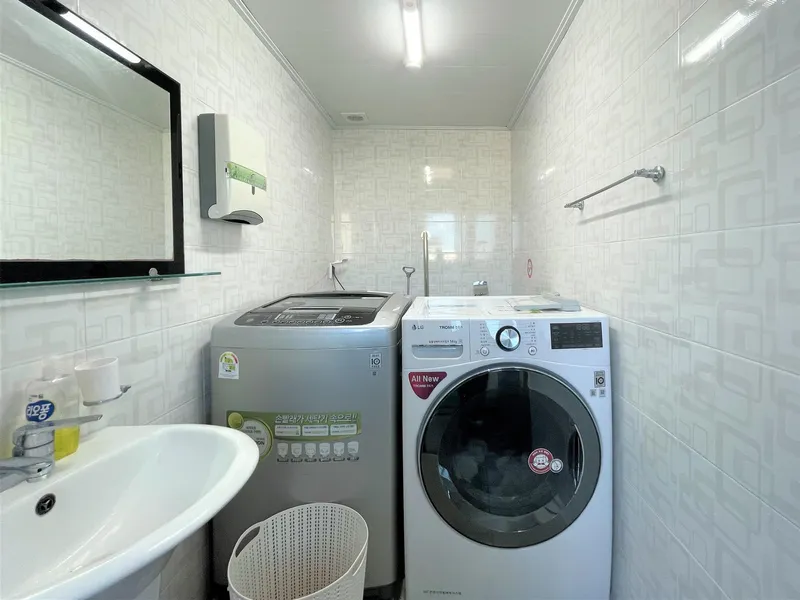 [Seogwi-dong, Seogwipo] 2-bed triple room A, 5-minute walk from Olle Market #Common cooking available 9