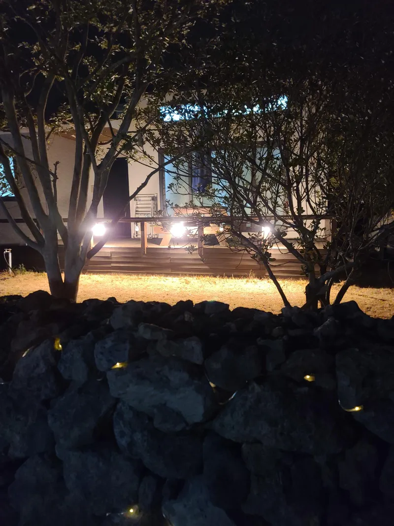 [제주 조천] 귤밭 속에서 노천탕을 즐기며 탬퍼침대에서 편안한 휴식을 즐기는곳 28