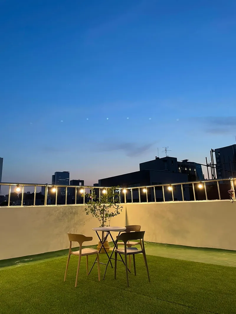 [Gangnam, Seoul] Yeoksam Station Area Short-term Men-Only Room 406 8