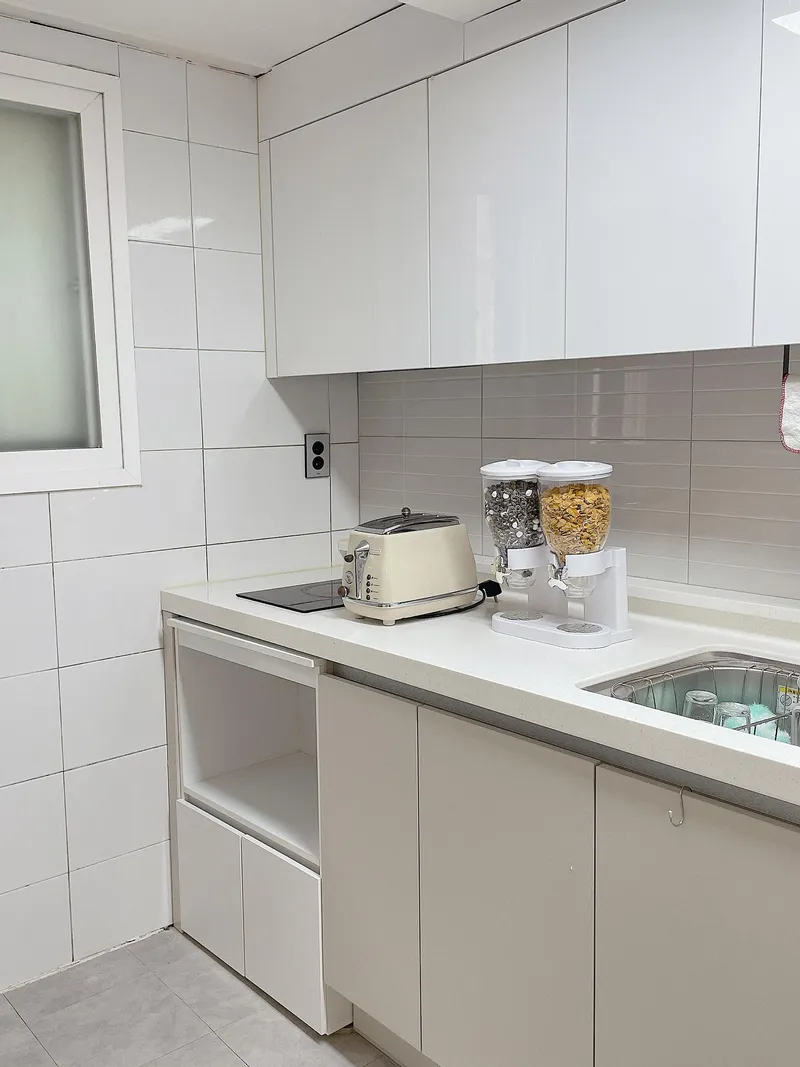 [Gangnam, Seoul] Yeoksam Station Area Short-term Men-Only Room 406 6
