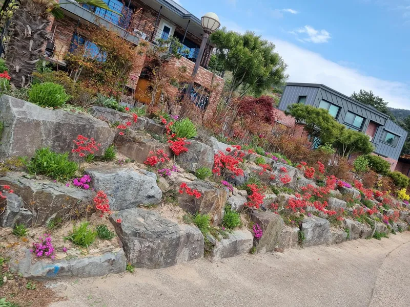 [Namhae] Ocean view, 2nd floor (pet-friendly) detached house with a garden and sea view 165