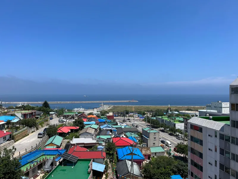 [강원 동해] 내집에서 일출보기 :-) 오션뷰의 감성 쓰리룸 아파트 17