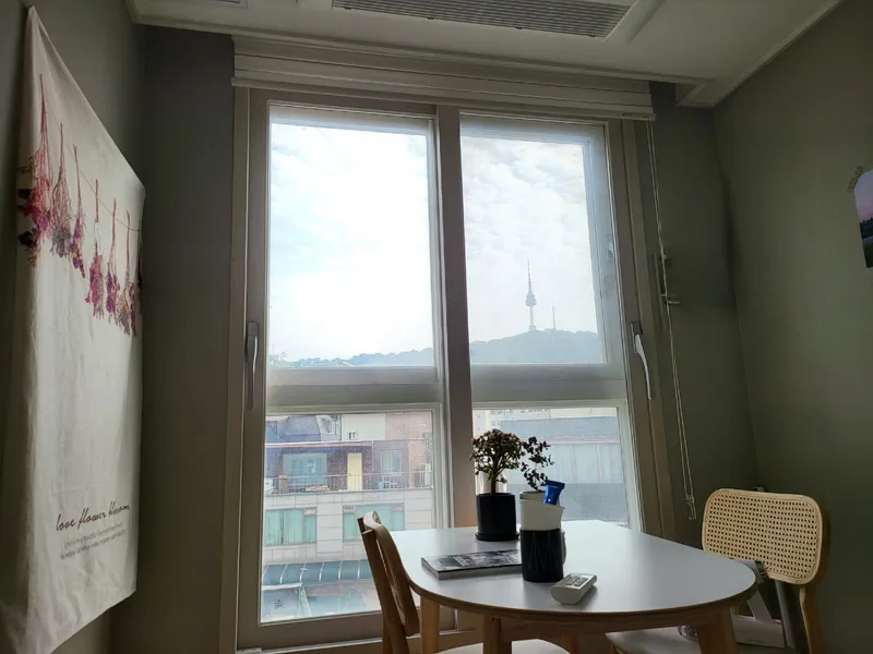 [서울 중구][서울 충무로역] 남산뷰 을지로 명동 동대문 Klofnik Stay 13