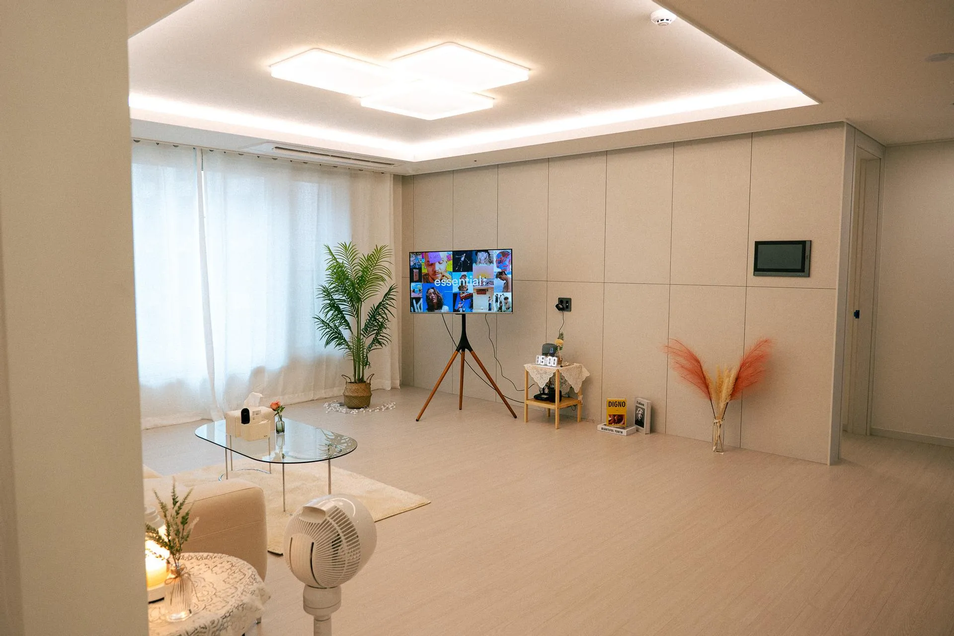 Heukseok-dong Three-Bedroom Apartment