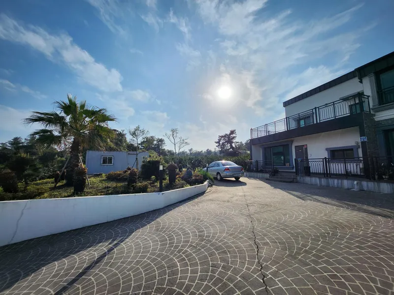 [Seongsan, Seogwipo] Quiet and secluded clean two-room with a view of a beautiful tangerine field #Pets allowed 2