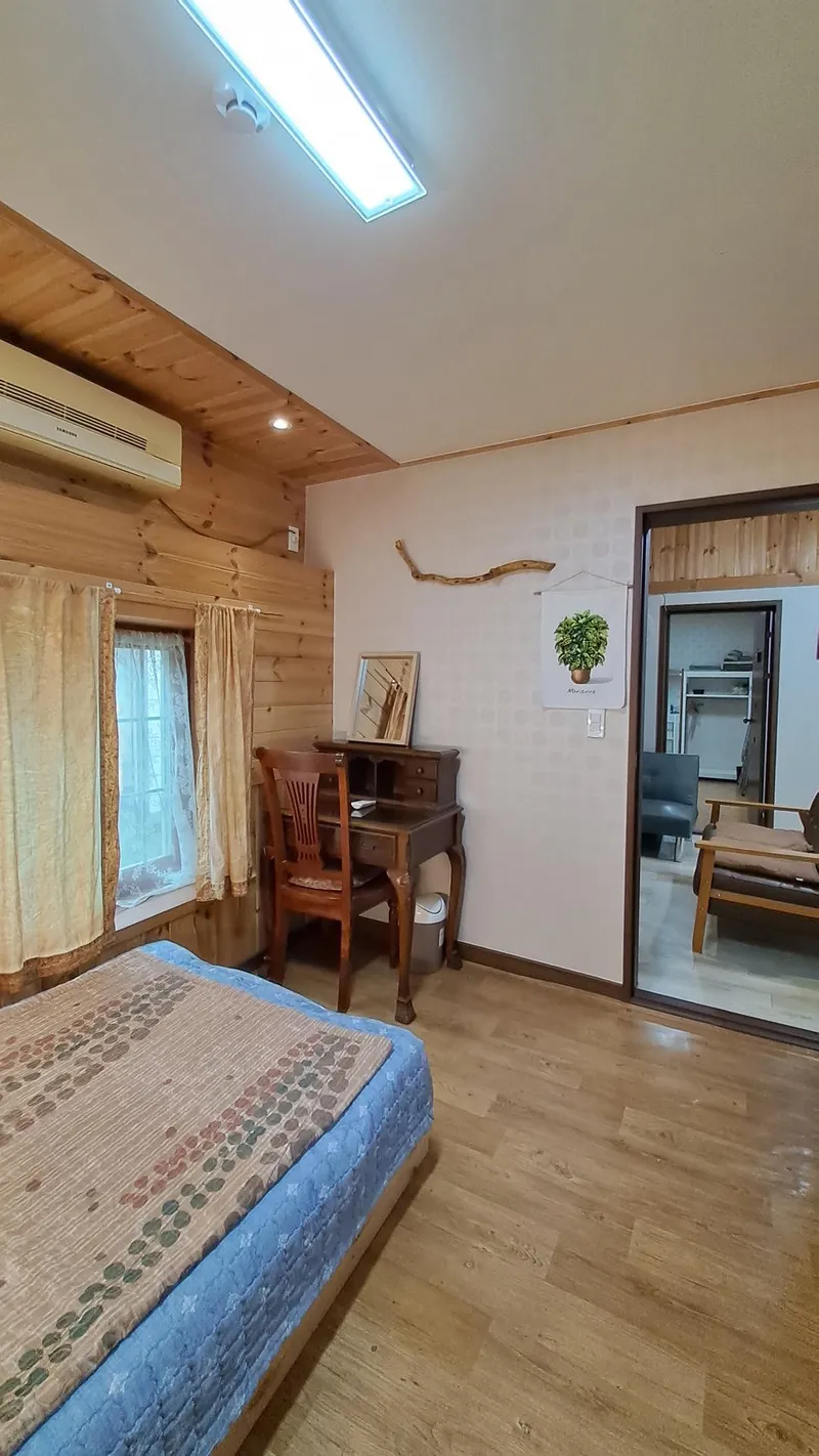 [Seongsan, Seogwipo] A cozy village with stone walls, orchards, and fields, Forumokchae (main house) 5