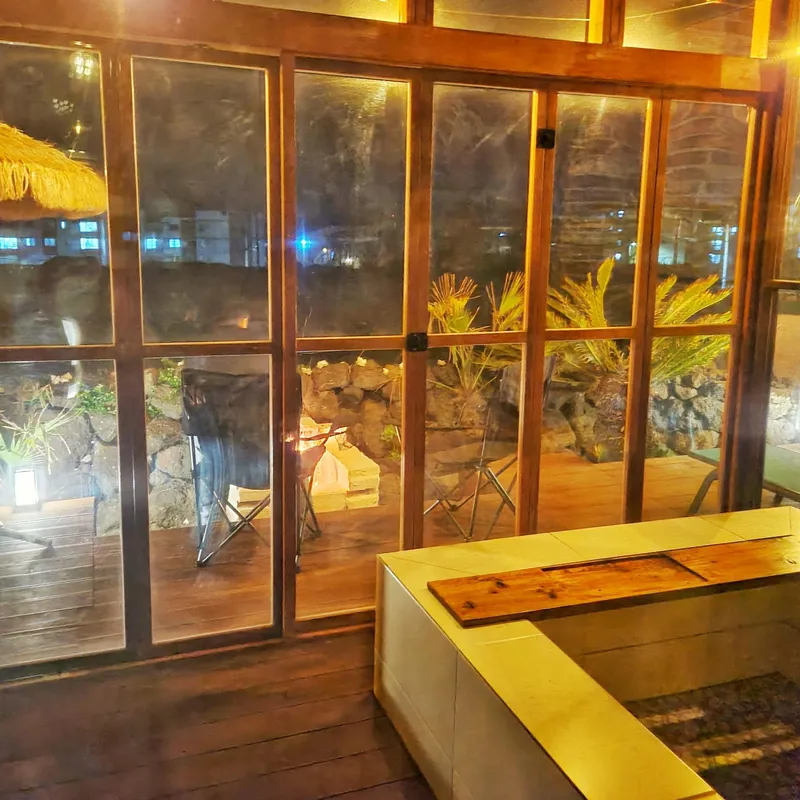 [제주 애월] 실내자쿠지 유아용품 저상형침대 불멍 바베큐 해안도로 인접 36