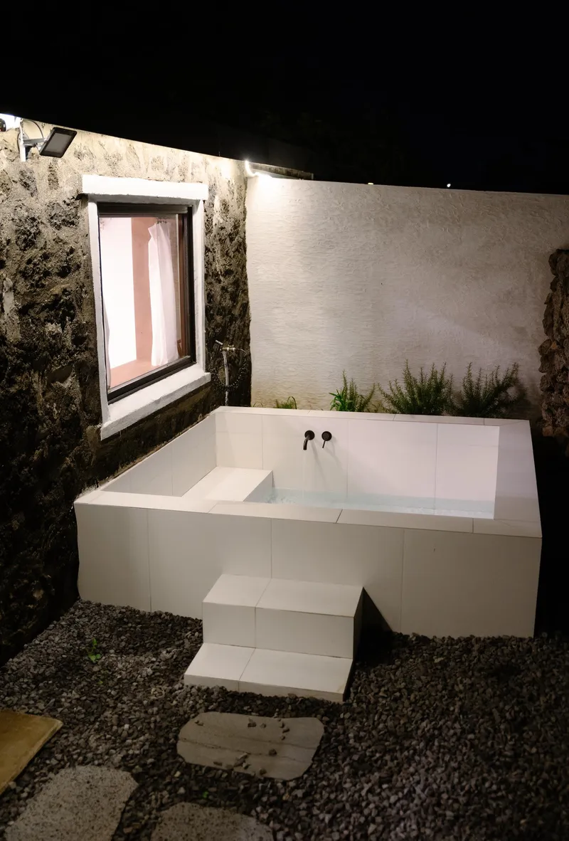 [Hallim, Jeju] Stone house with Geumosan #Two-room/Private Jacuzzi/High stone wall 37
