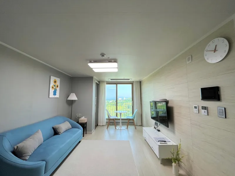 [Gangneung] Ocean view in a cozy space / Clean / 5 minutes walk from Sacheonjin Beach / Comfy Gangneung 2 11