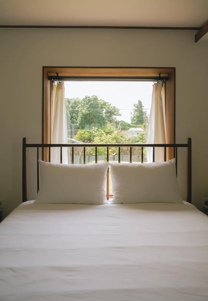 [Hallim, Jeju] Stone house with Geumosan #Two-room/Private Jacuzzi/High stone wall 4