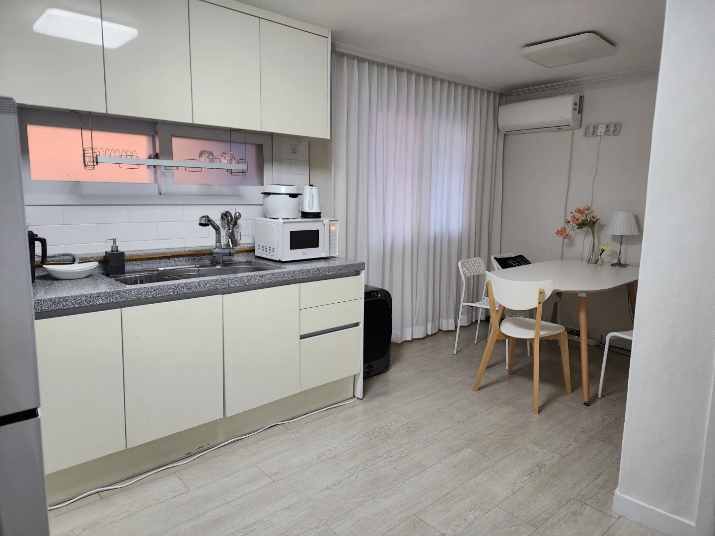 Yeonnam-dong Two-Bedroom House