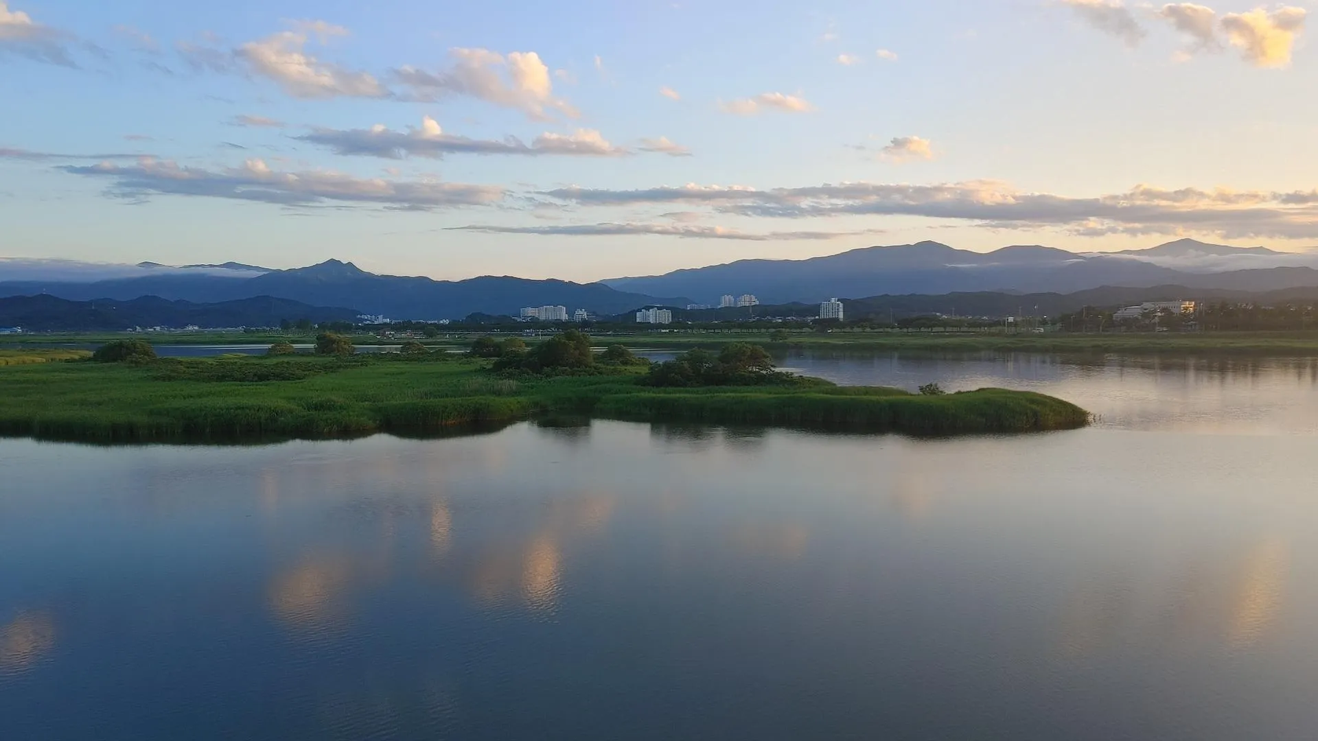 Sonyang-myeon River View One-Bedroom Villa