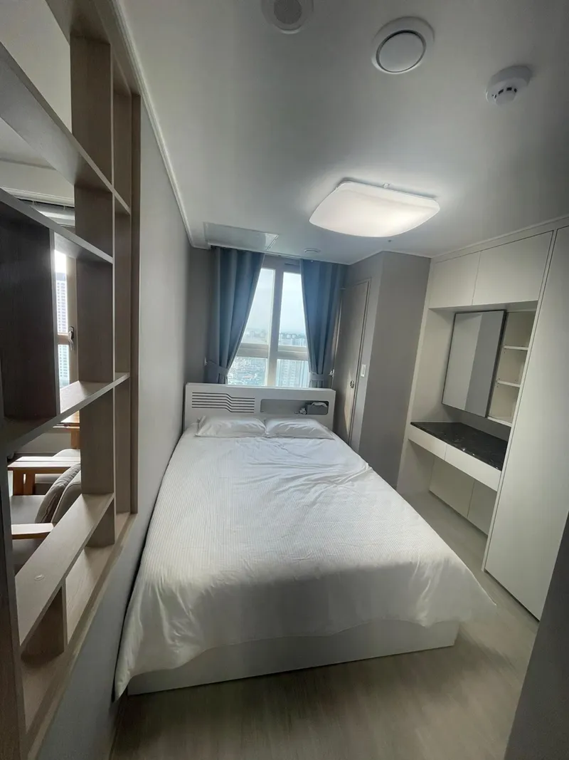 [Sokcho] Living room/room 25th floor ocean, city view apartment 7 minutes to Sokcho Beach, 3 minutes to E-Mart 41