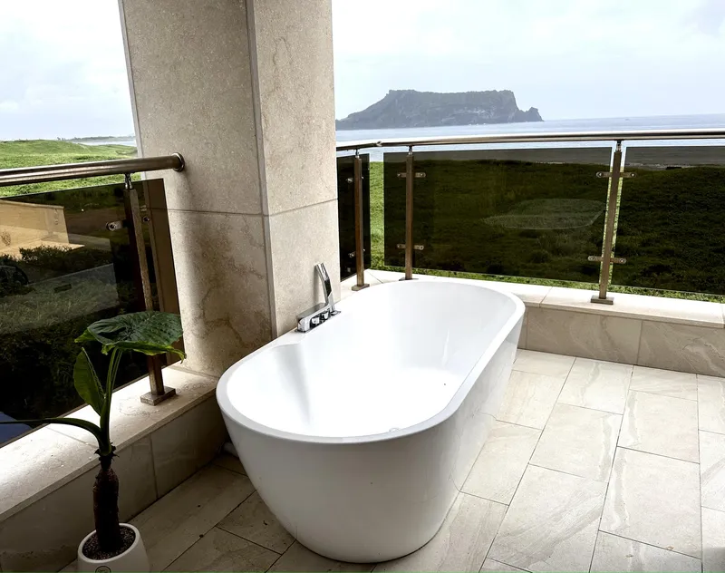 [Seongsan, Seogwipo] Gwangchigi Beach with a high-class ocean view overlooking Seongsan Sunrise Peak and the sea 26