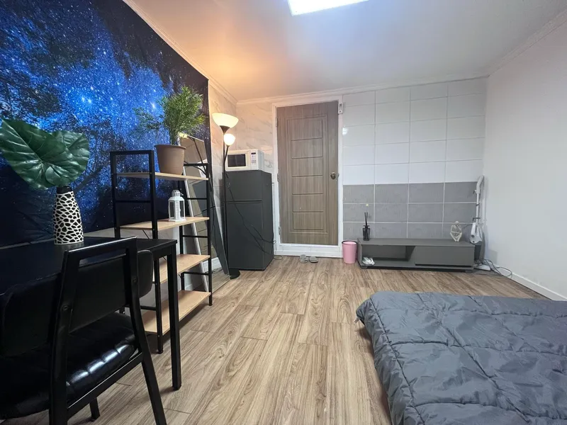 [Bucheon] ﻿ 6 minutes from Bucheon Station, one-room full-option, convenient location 2