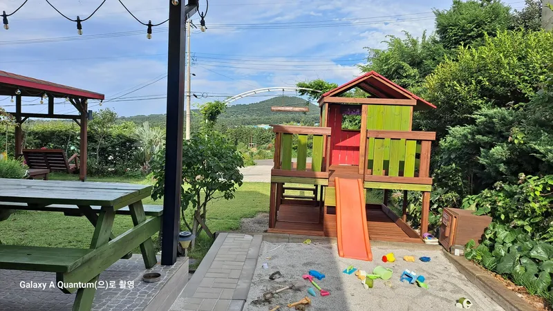 [Haean-dong, Jeju] Kids Pension, Family Pension, Blue Grassland Horse Ranch right in front of Jeju Airport (16 pyeong single-family duplex) 22