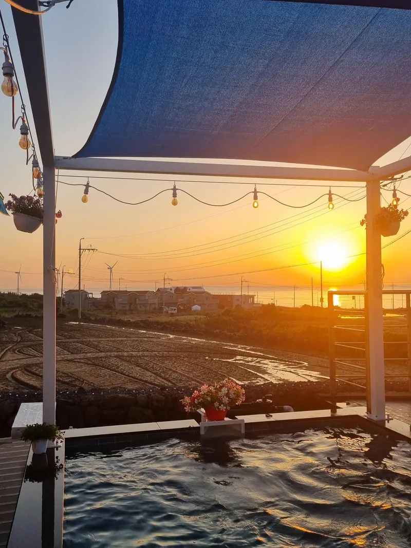 [제주 한경][제주 한림] 오션뷰가 보이는 프리미엄 쓰리룸독채풀빌라 #개별자쿠지 10