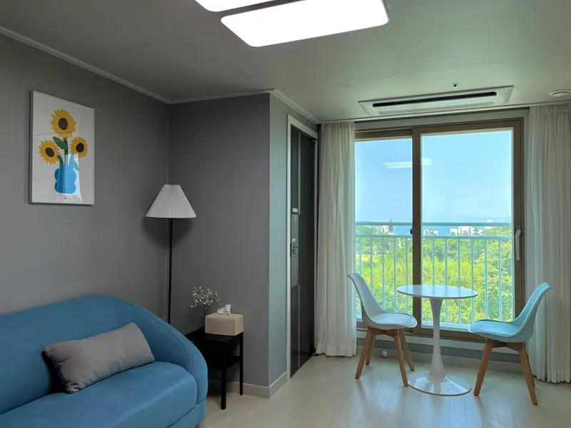 [Gangneung] Ocean view in a cozy space / Clean / 5 minutes walk from Sacheonjin Beach / Comfy Gangneung 2 12