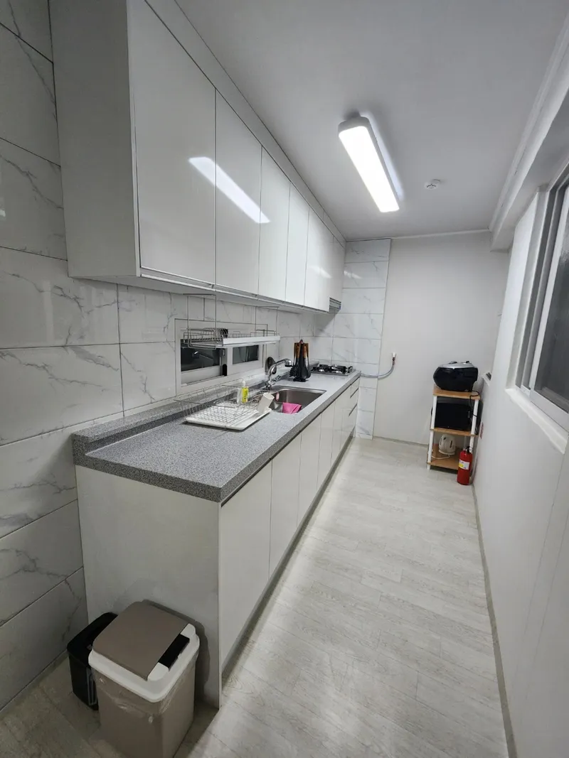 [Dongdaemun, Seoul] Anam Station The Rest Space Three Room 2nd floor full use 9