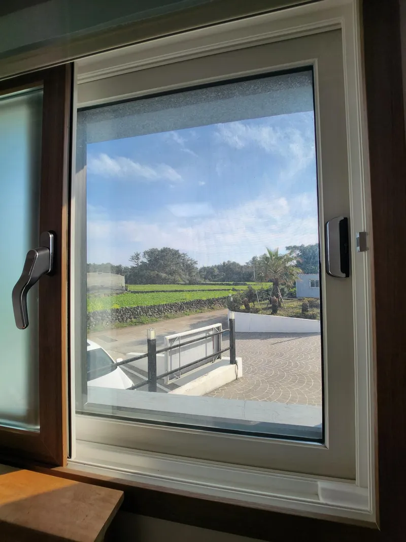 [Seongsan, Seogwipo] Quiet and secluded clean two-room with a view of a beautiful tangerine field #Pets allowed 4