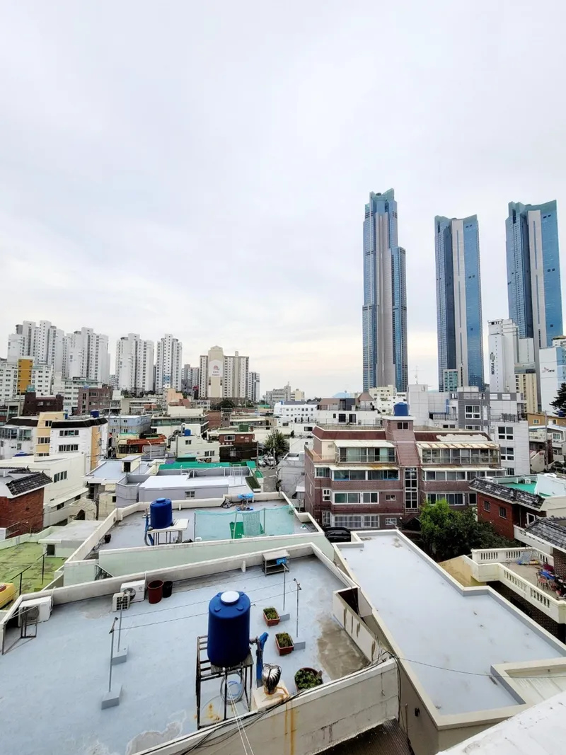 [Haeundae, Busan] Oksan Villa, about 5 minutes walk from the white sand beach, with a very large three-sided veranda 2