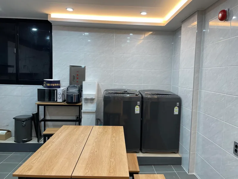 [Samcheok] The most convenient location for city transportation. Clean private rooms and public spaces. 8