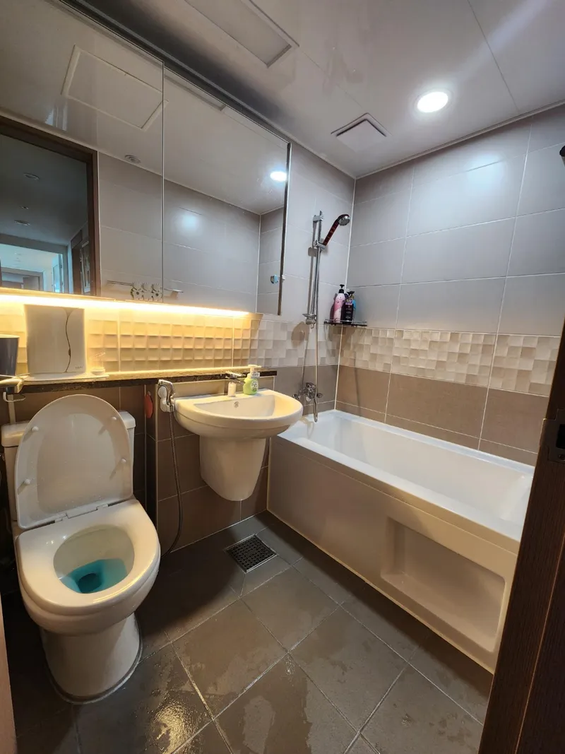 [Pyeongtaek] Single room share house #White #Samsung employees welcome 17