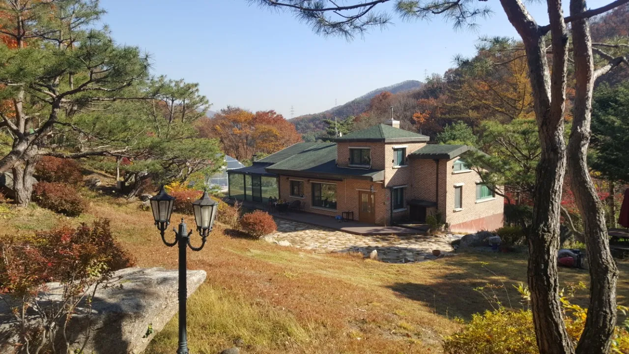 Sangsangok-dong 4-Bedroom Private Villa