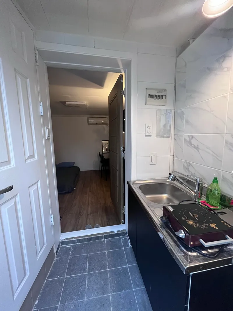 [Bucheon] ﻿ 6 minutes from Bucheon Station, one-room full-option, convenient location 6