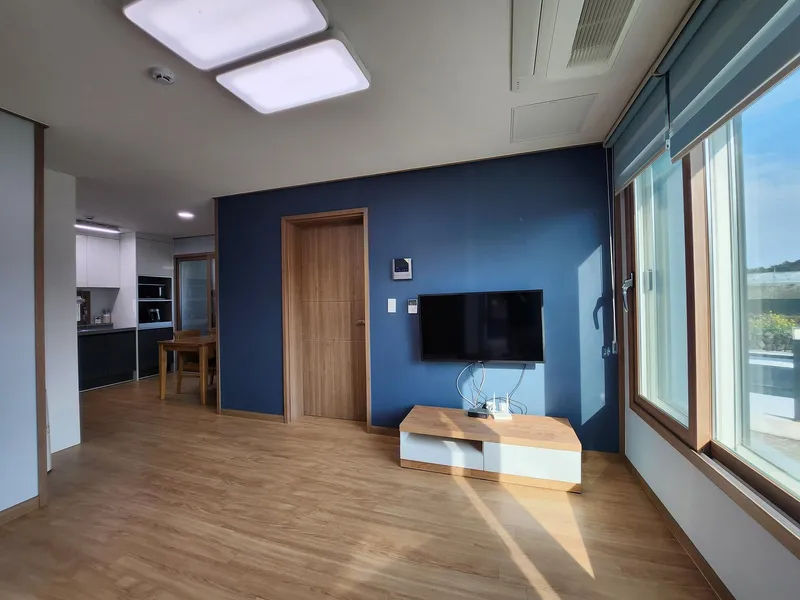 [Seongsan, Seogwipo] Quiet and secluded clean two-room with a view of a beautiful tangerine field #Pets allowed 5