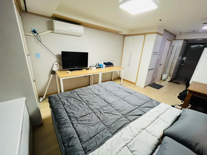 [Gangnam, Seoul] Fully-furnished officetel 2 minutes walk from Gangnam Station 6