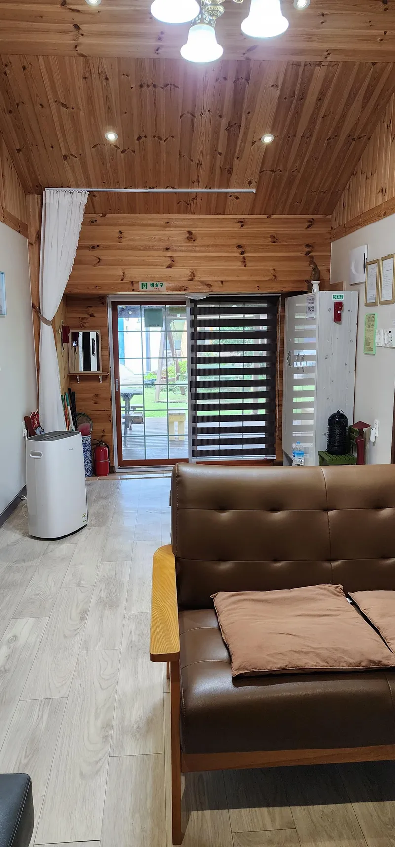 [Seongsan, Seogwipo] A cozy village with stone walls, orchards, and fields, Forumokchae (main house) 15