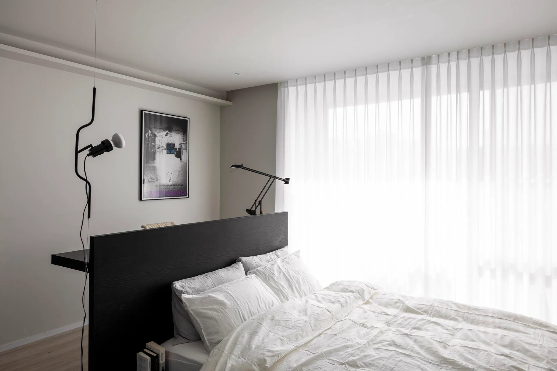 Ilsan-dong Two-Bedroom Apartment with Parking