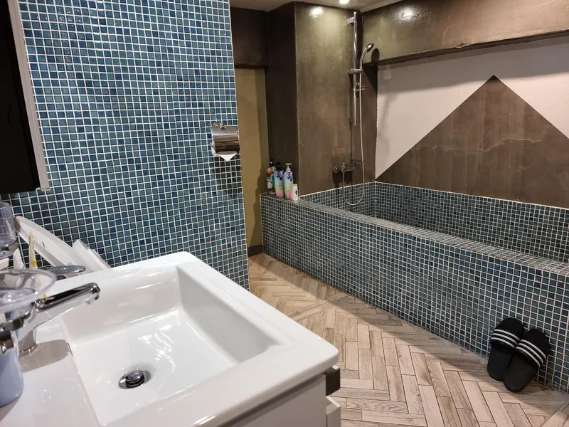 [Jung-gu, Seoul] Room 201, within 15 minutes walk from Namsan Park/Myeongdong/Seoul Station/Namdaemun Market 25