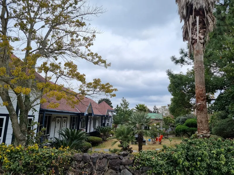 [Jocheon, Jeju] Forest garden view / Duplex / Dogs allowed #Chalet 10