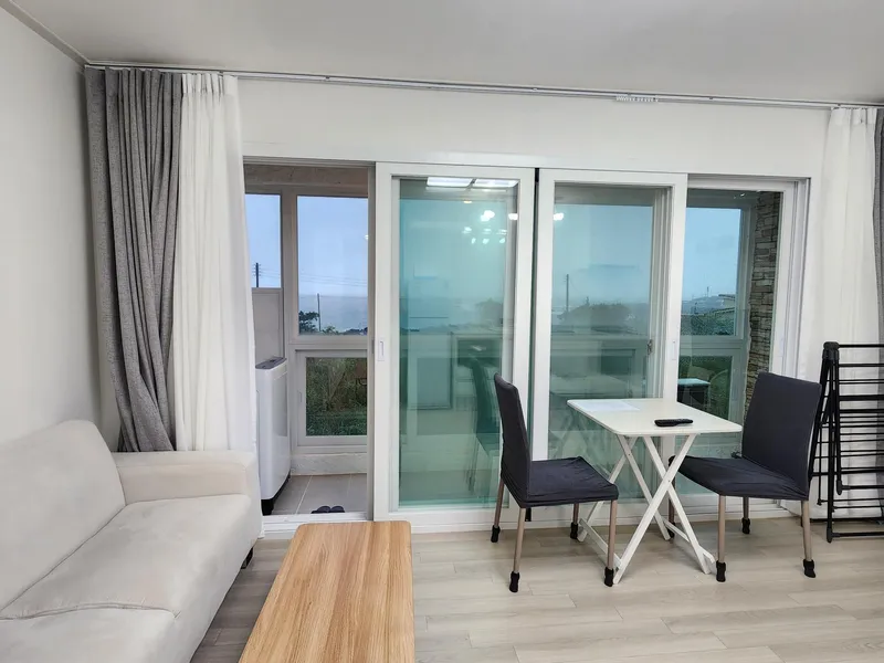[Seongsan, Seogwipo] Remodeled detached one-room ocean view house #203 #At least 15 days 3