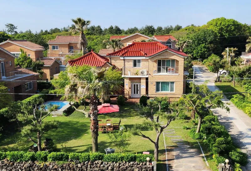 [Gujwa, Jeju] #Private villa pension for rest and healing of only one team 13