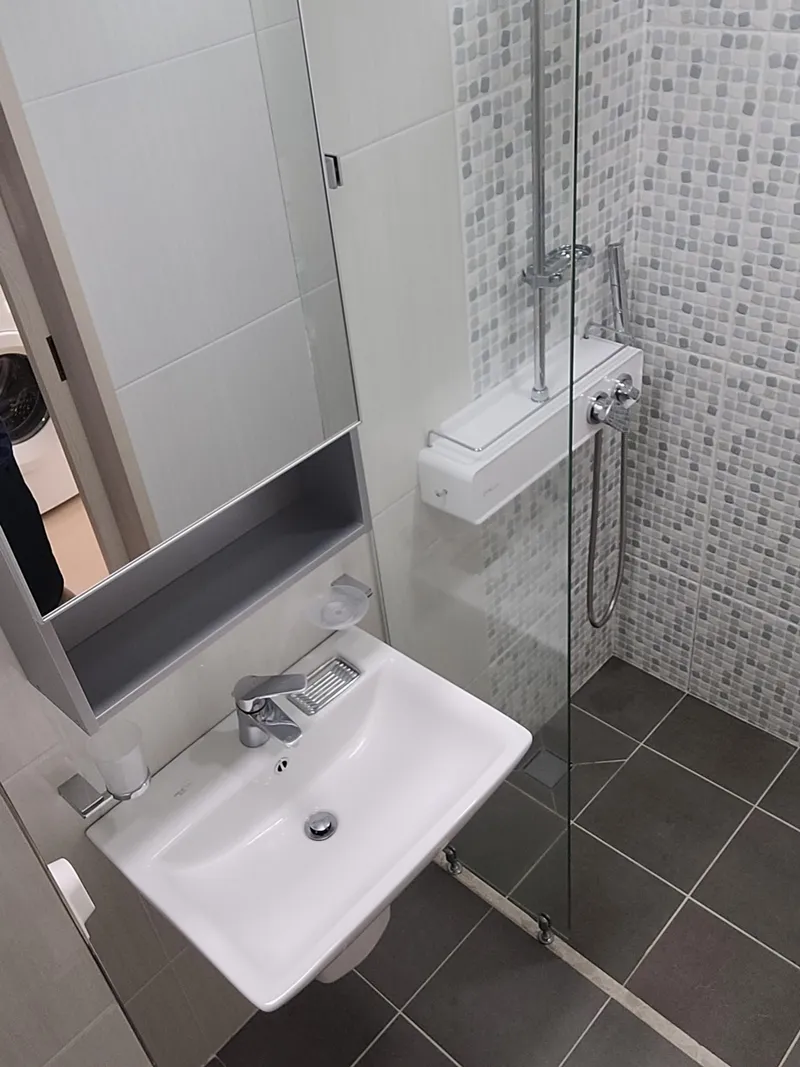 [Jungmun-dong, Seogwipo] Bed lying ocean view 4F 2 person full option cooking possible convenient transportation (450) 22