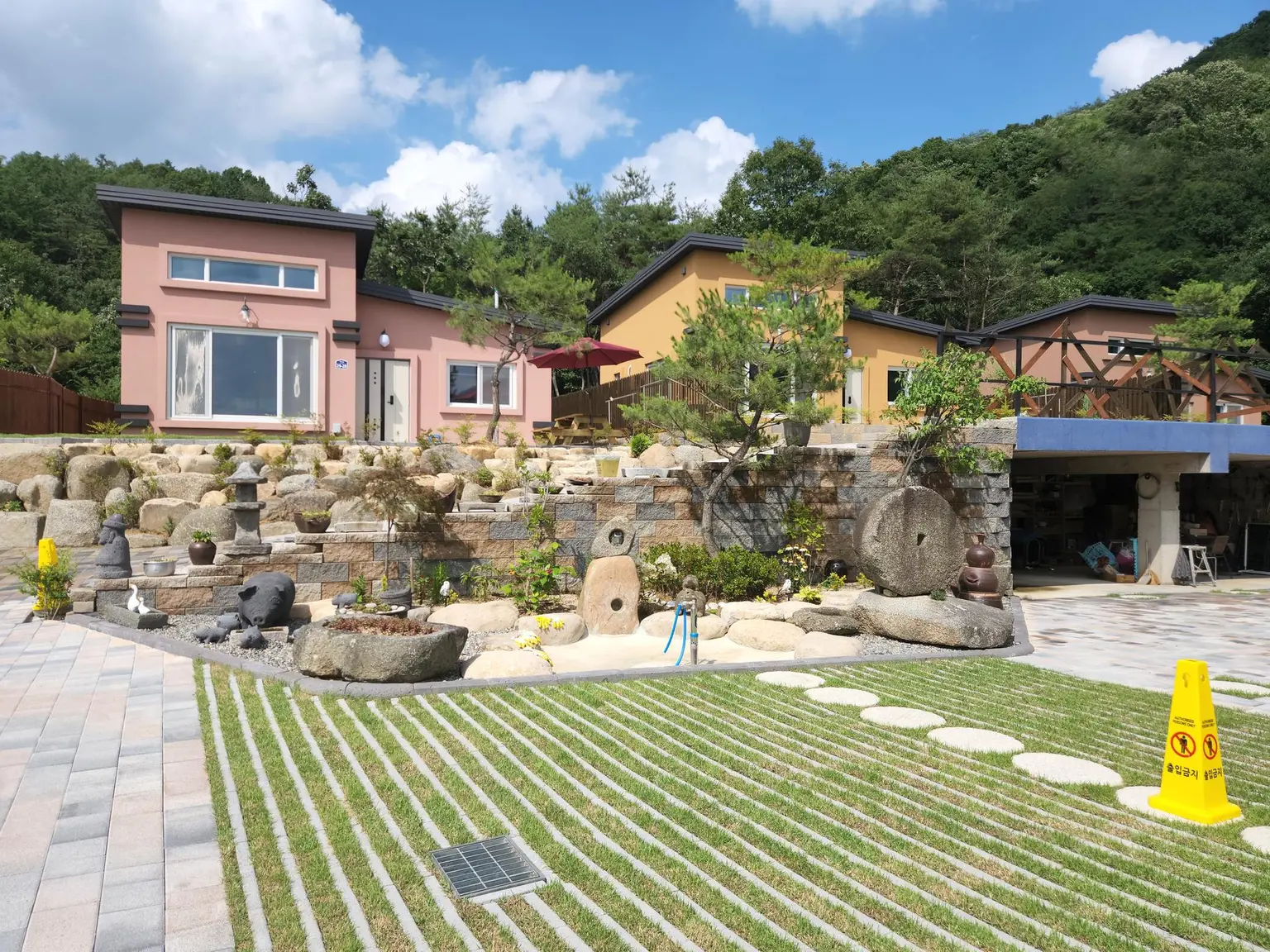 충북 괴산 산새소리 바람소리 산골마을 그림같은 프라이빗 산장 별장 - main image