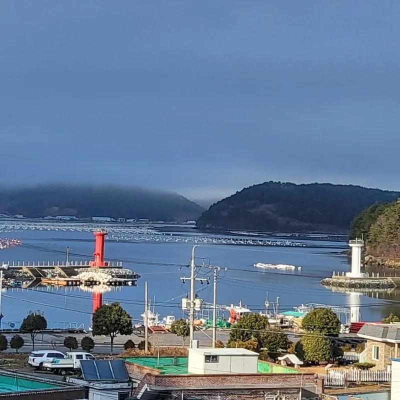 [경남 통영] 데크 넓은 오션뷰 투룸독채 29