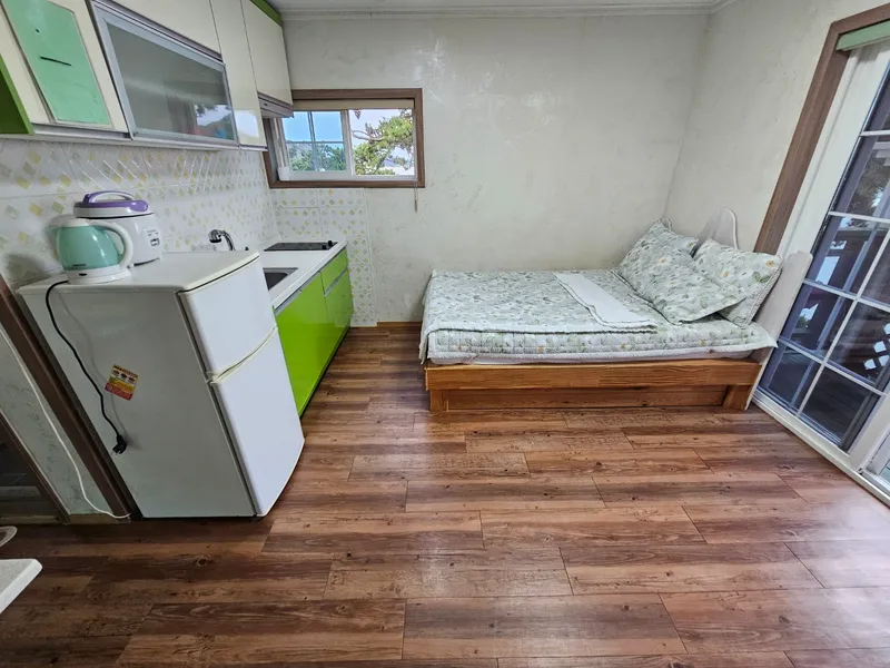[Gunsan] Peaceful and quiet Seonyudoan Ocean View Pension #2 person room 3