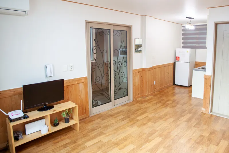 [Wanju] Air Village Cypress Forest Entrance Cost-effective Pension 2-person Ondol #Haetnim 3