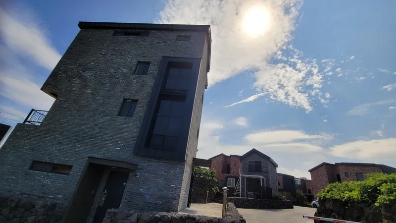 [제주 애월] 해안 절경 오션뷰 한라산 뷰 층고 높고 넓은 옥상뷰 복층 127
