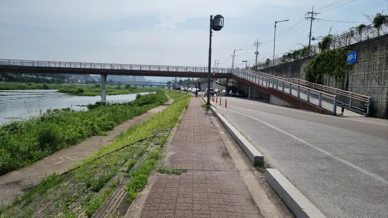 [강원 강릉] 워케이션 리모델링 원룸 2층 #강변 #명주동카페 #중앙시장 14