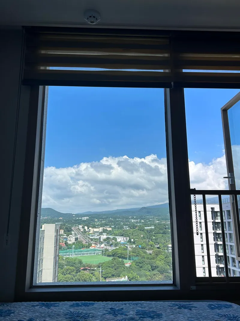 [Seogwi-dong, Seogwipo] Top floor restaurant with a view of 7 minutes from Olle Market 7