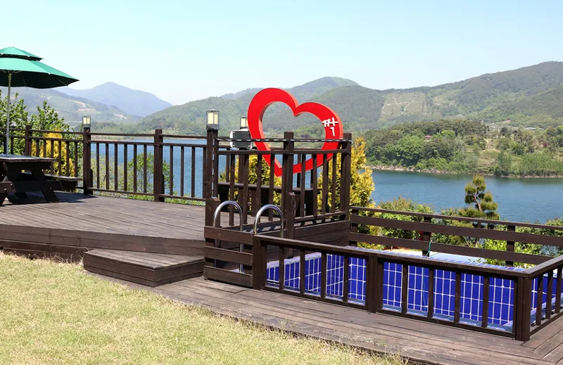 [Jeongeup] 3-person pension with a view of Okjeong Lake on Daejanggeum Masil Road #Lilac 5