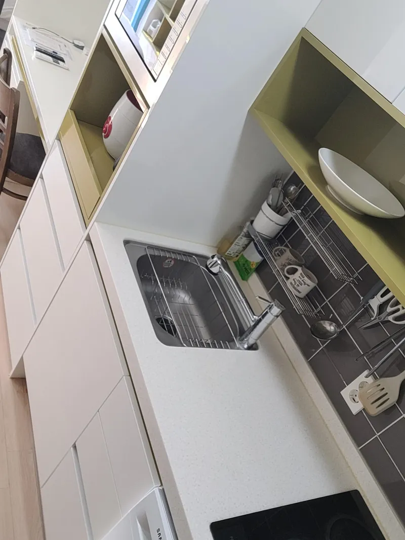 [Jungmun-dong, Seogwipo] Bed lying ocean view 4F 2 person full option cooking possible convenient transportation (419) 15